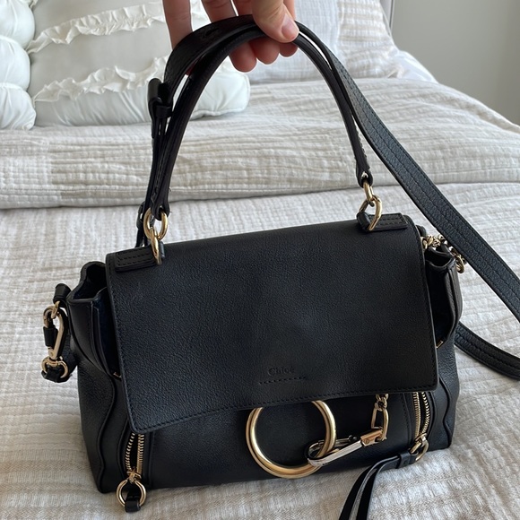 Faye day leather handbag Chloé Black in Leather - 47433832 Chloé Faye Day Bag